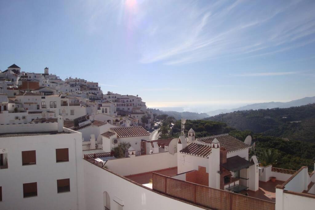 Bonito Apartamento Piscina Wifi Frigiliana Exteriör bild