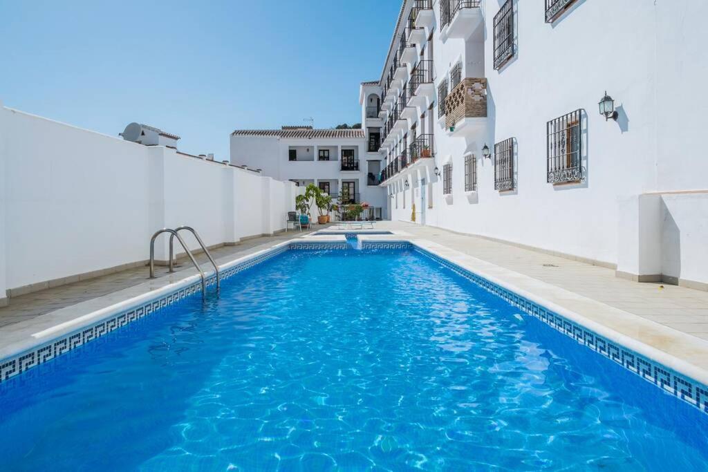 Bonito Apartamento Piscina Wifi Frigiliana Exteriör bild